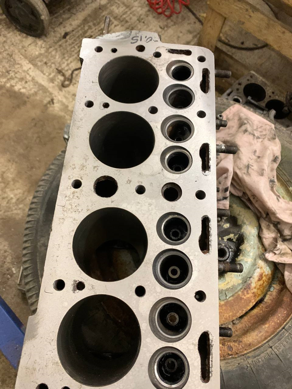 Оригинальный нижнеклапанный мотор — Москвич 402, 1,4 л, 1957 года ...