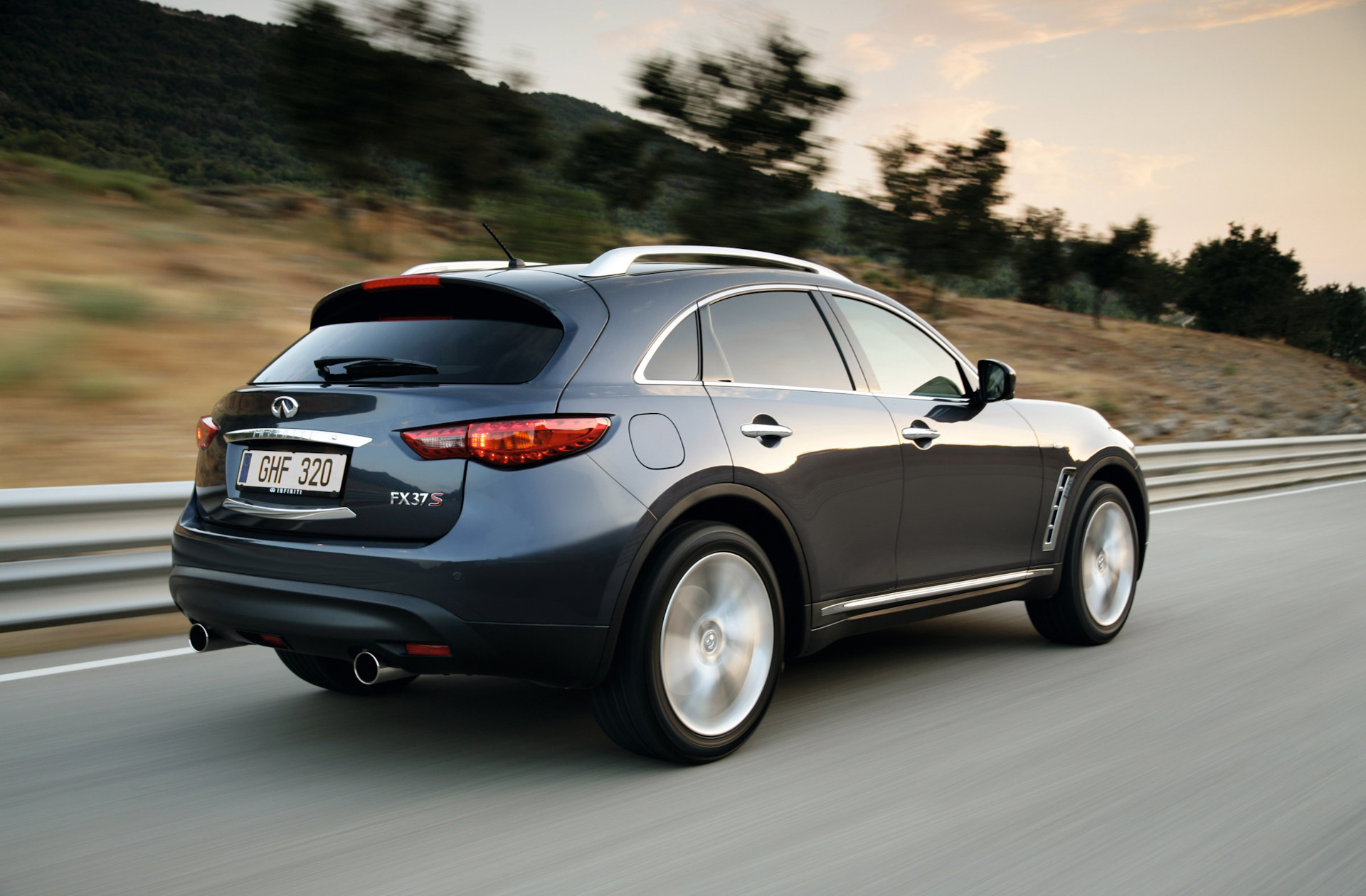 Infiniti fx37 Sport