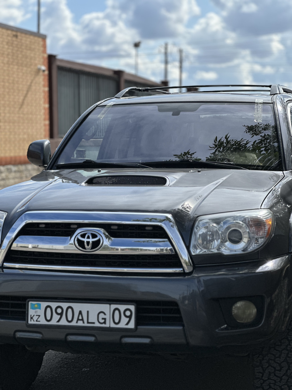 Антибликовое лобовое стекло — Toyota 4Runner (IV) (215), 4 л, 2007 года |  плановое ТО | DRIVE2