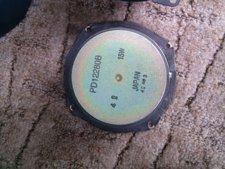 Сгорел заводской динамик — Toyota Sprinter Carib (111), 1,6 л, 1998 ...