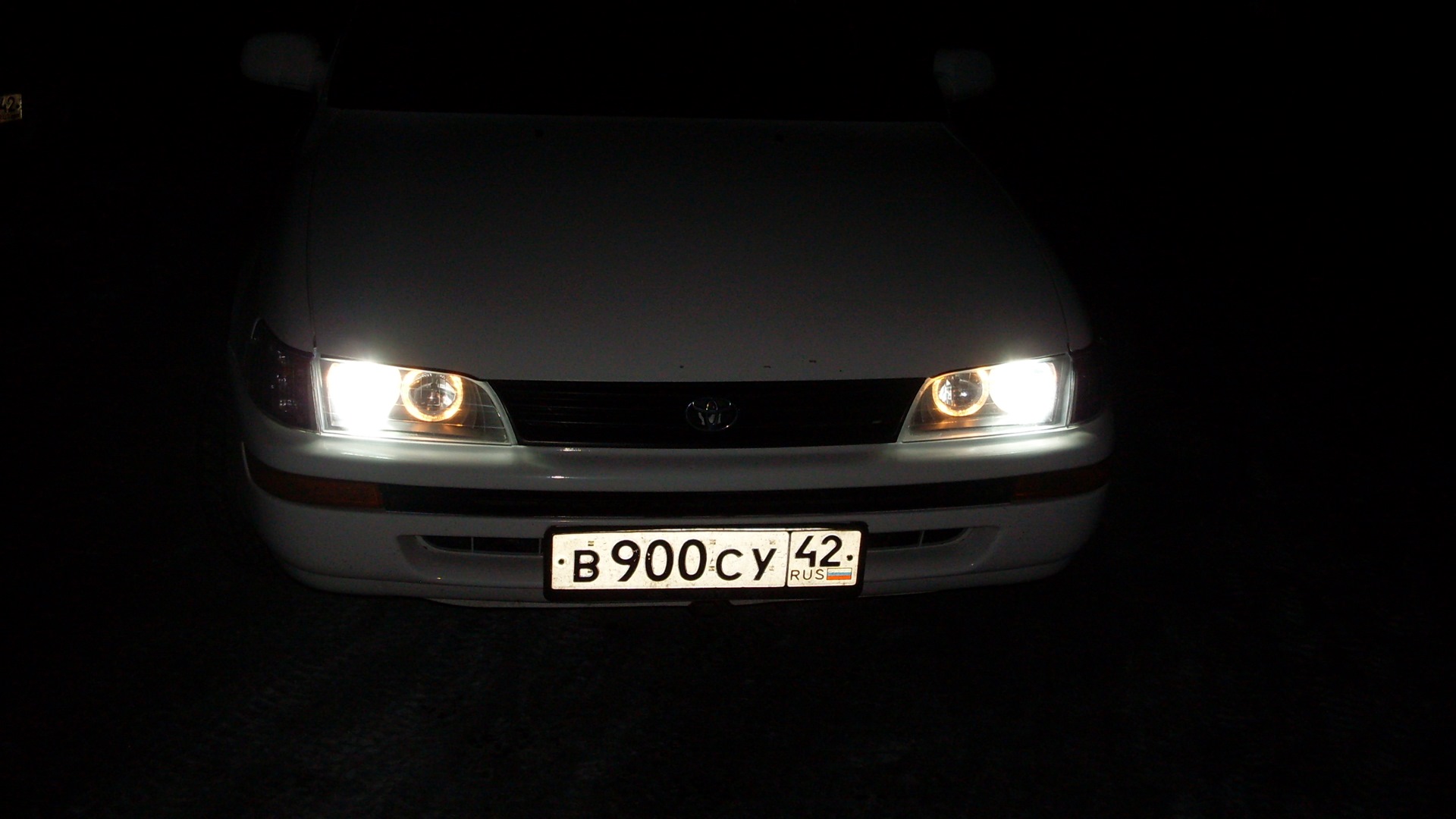 Toyota Corolla (100) 1.3 бензиновый 1992 | 