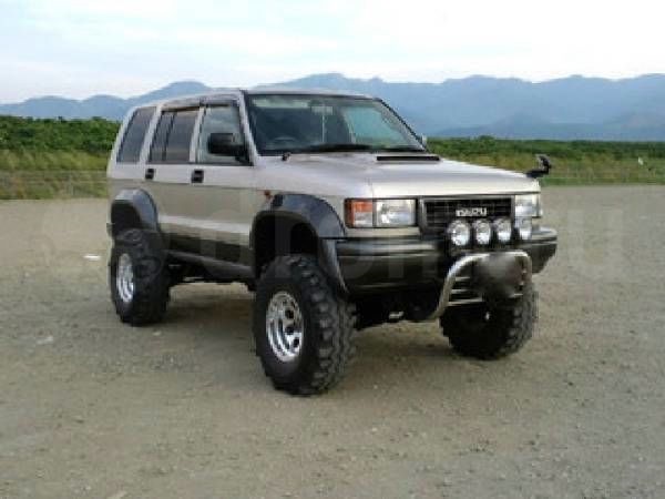 Isuzu Bighorn off Road