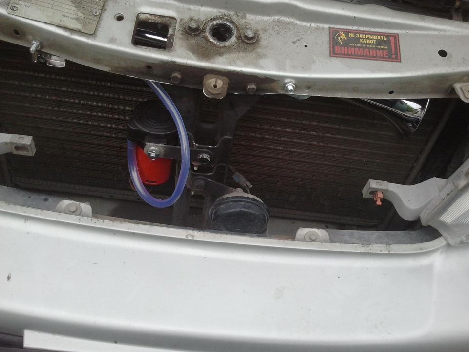 Поставил дудку с компрессором.+ новая наклейка. — Daewoo Nexia, 1,5 л ...