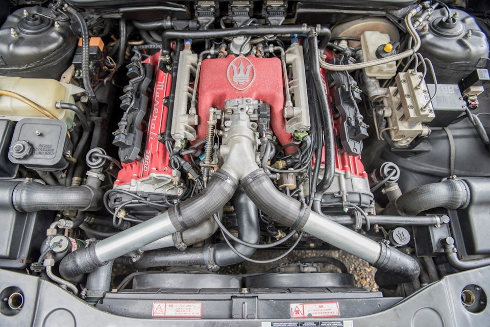 Тесно — Maserati Ghibli II