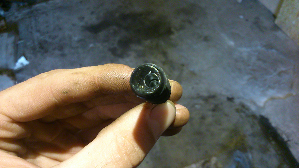 e029d6ds 960 Как выкрутить болт гбц обломанный