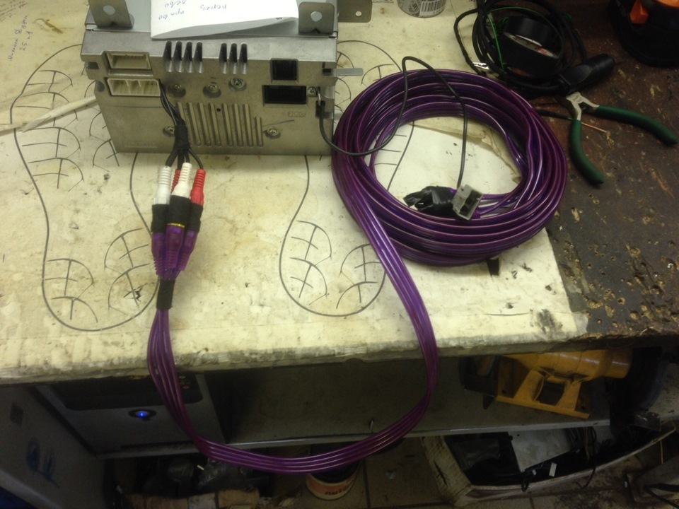 Музыка.Часть 1. Вывод линейных выходов из штатной головы — Subaru ...