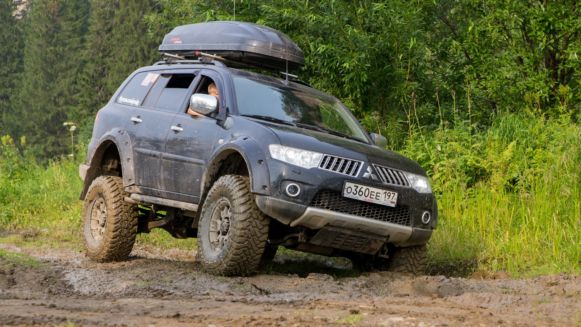 паджеро спорт драйв 2. Pajero sport гоночный. Pajero sport 2 arctic trucks. митсубиси паджеро спорт 3 белый. Mitsubishi pajero sport коричневый 2014.