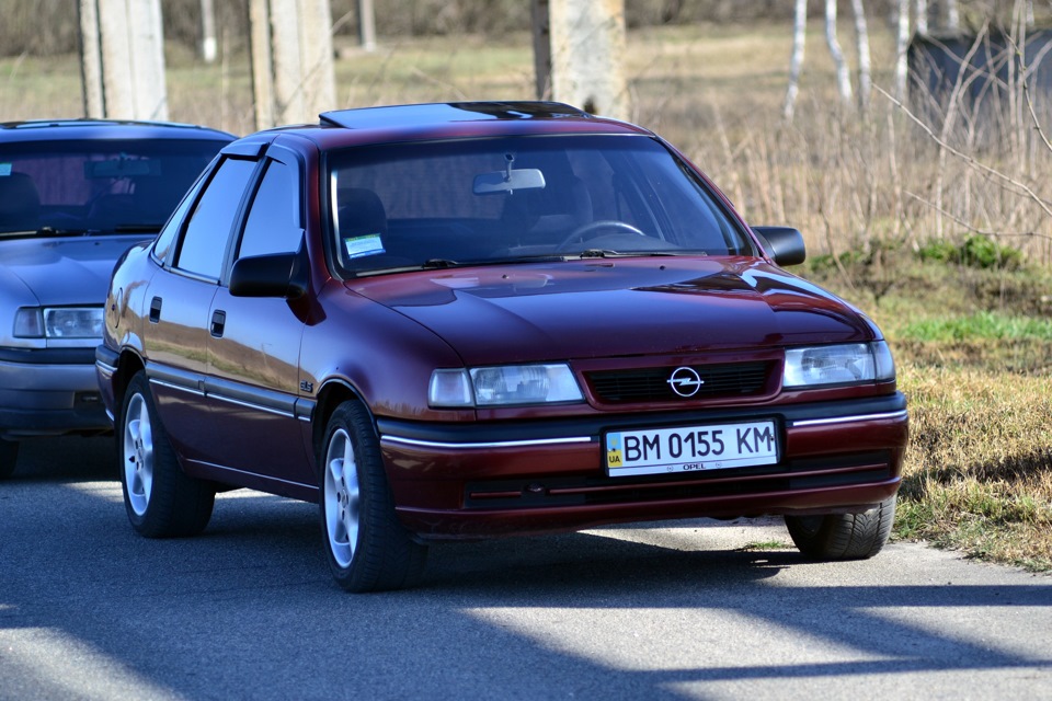 Опель вектра б 1.8 купить. Opel Vectra 1993. Опель Вектра 1993. Opel Vectra 1993 2.2. Опель Вектра 1993 года.