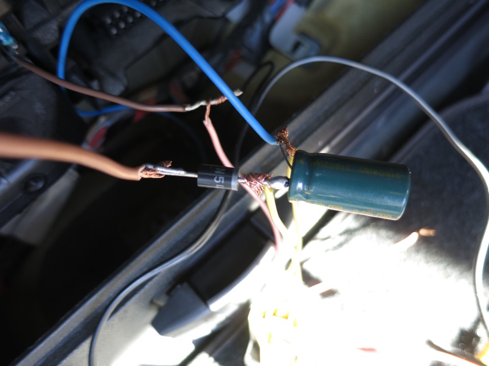 Установка зеркала с монитором и видеорегистратором, подключение камеры ...