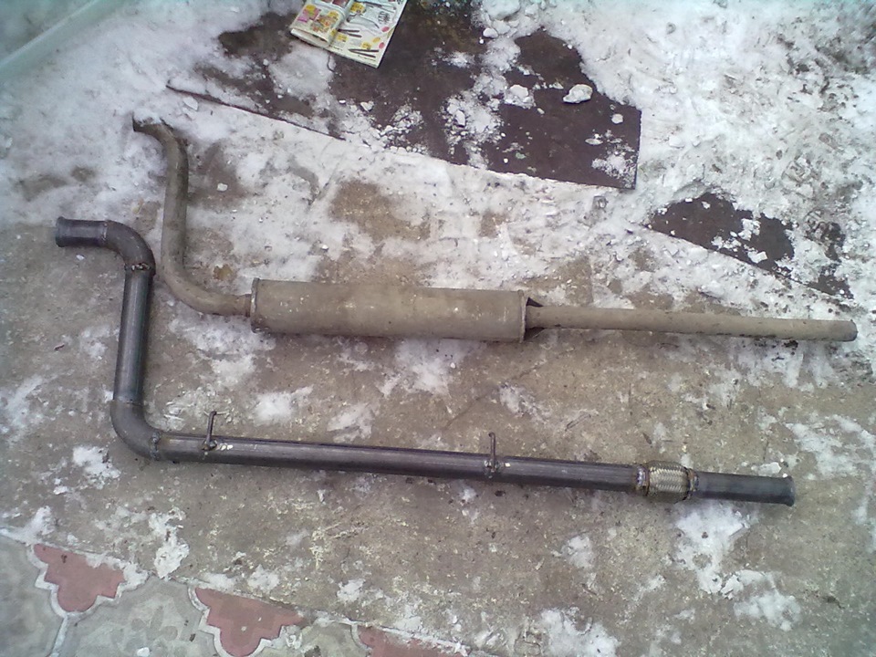 Резонатор вместо катализатора ваз 2107. Что если убрать резонатор. Что если убрать резонатор. Резонатор ауди а4. Как почистить резонатор со2 трубы.