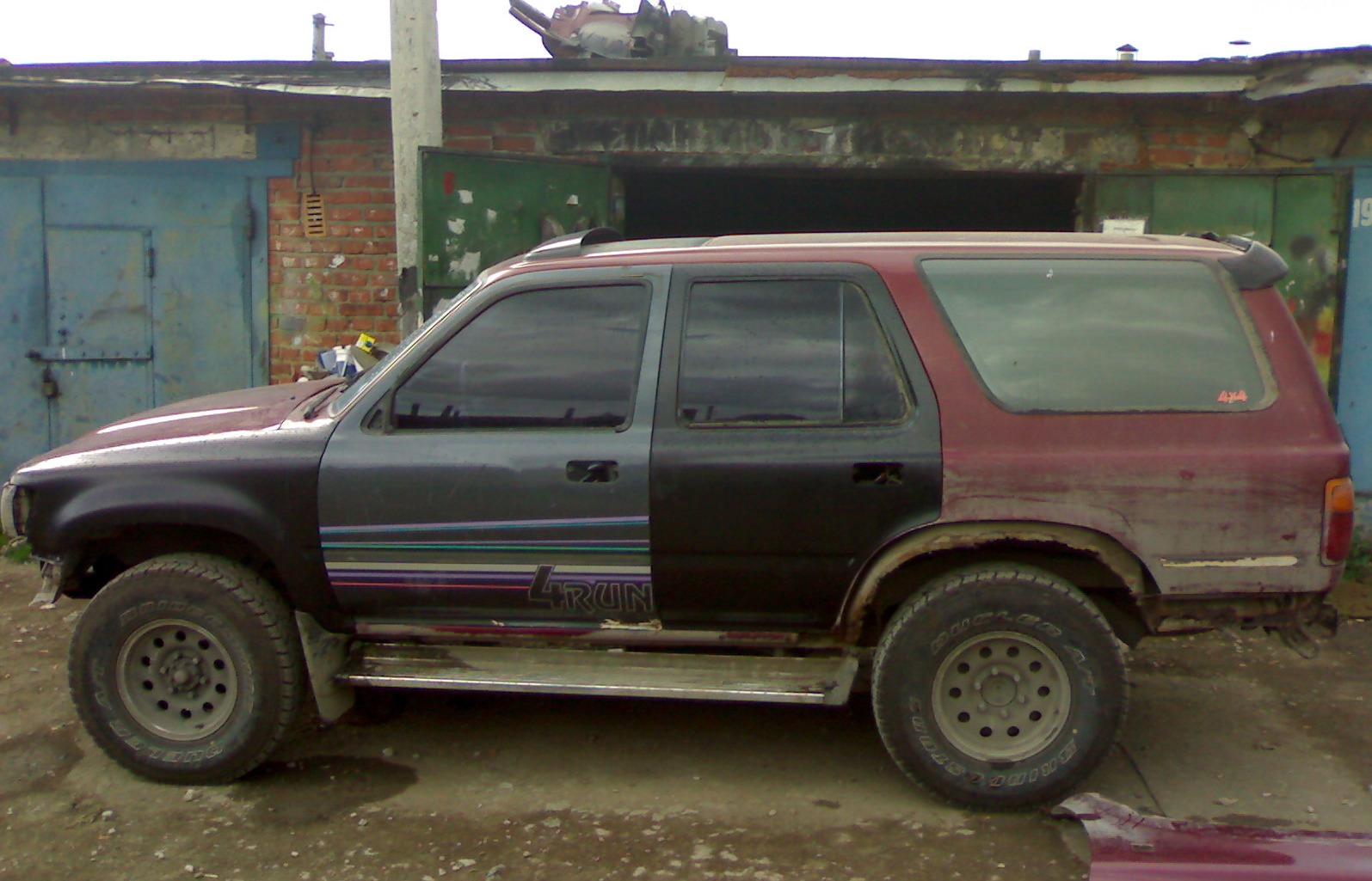   1 Toyota 4Runner 1992