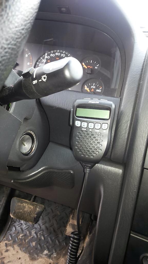 СВ рация Мегаджет 555 — Jeep Grand Cherokee (WJ), 4 л, 2002 года ...