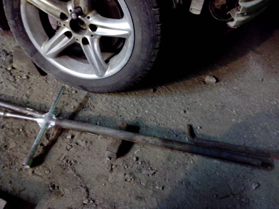 чудо головка с хреновыми воротками.)ударный гайковерт" — BMW 3 series ...