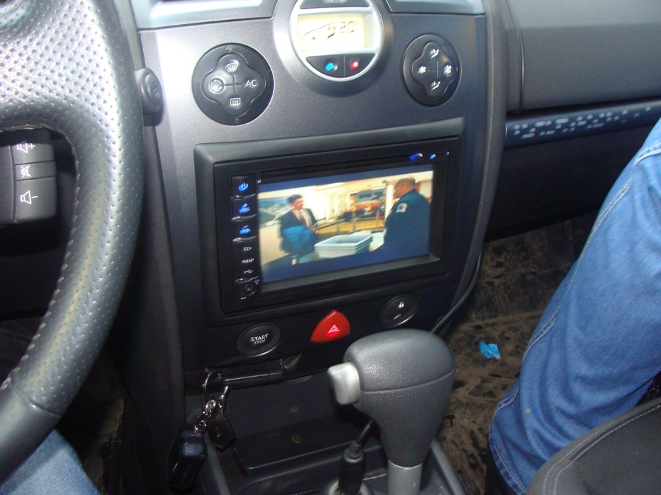 Автомагнитола Intro CHR-7735 — Renault Megane II, 1,6 л, 2008 года ...