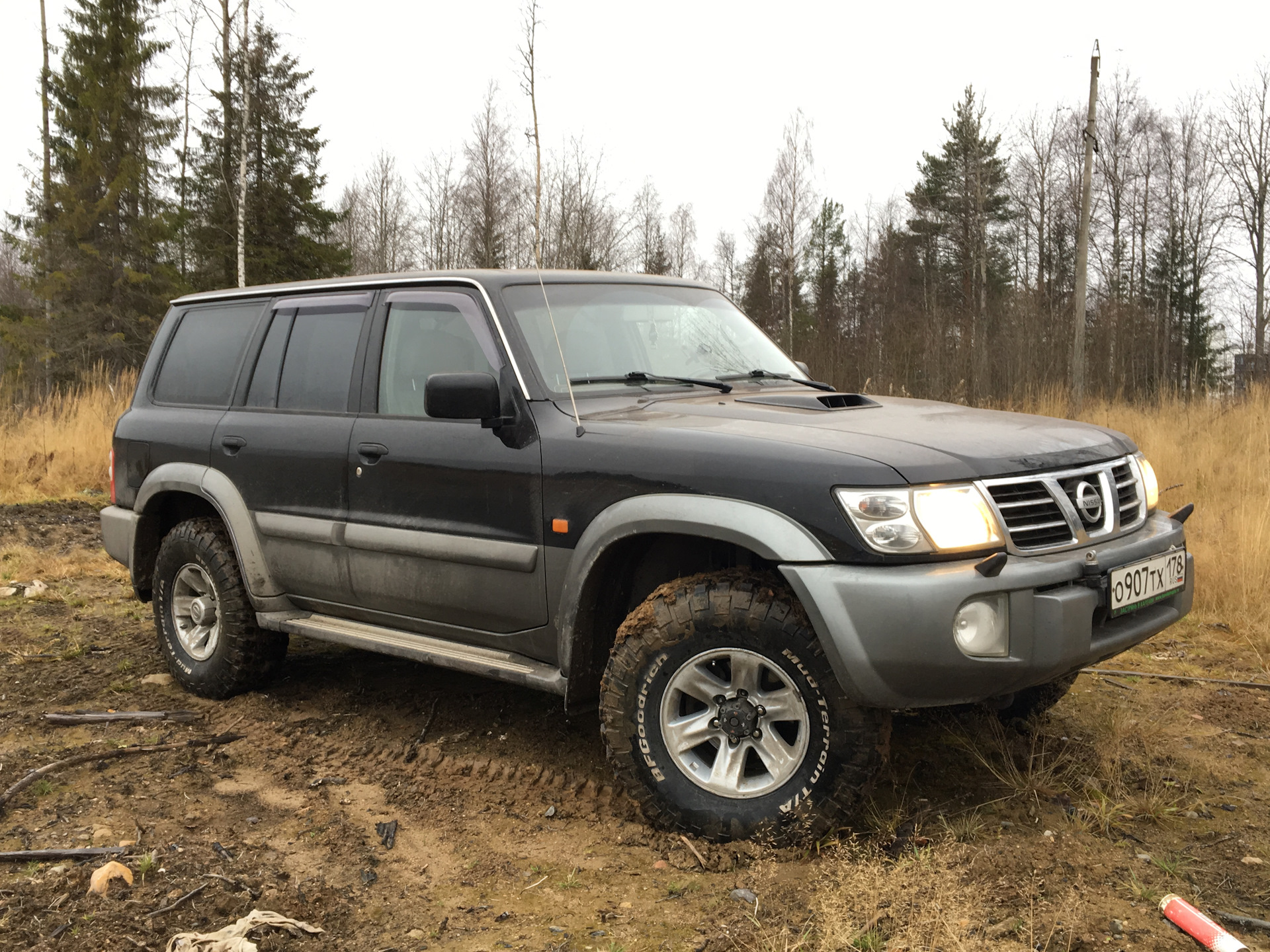 Nissan Patrol y61 2004