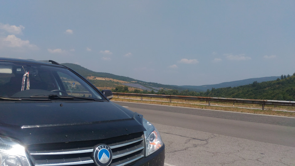 Псков — София — Псков — мы уже дома :) — Geely MK Cross, 1,5 л, 2015 ...