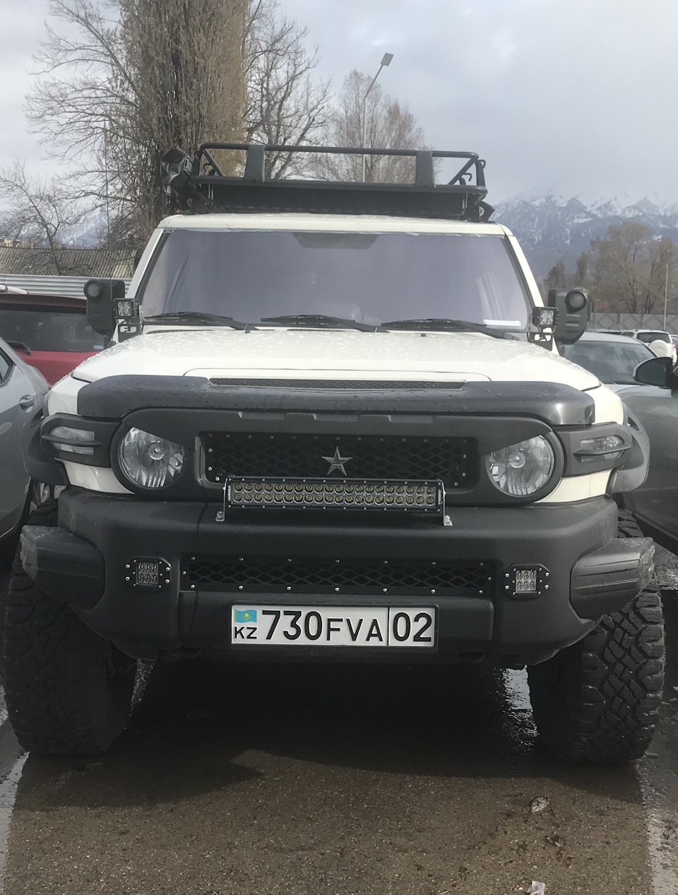 Злые глаза — Toyota FJ Cruiser, 4 л, 2009 года | тюнинг | DRIVE2