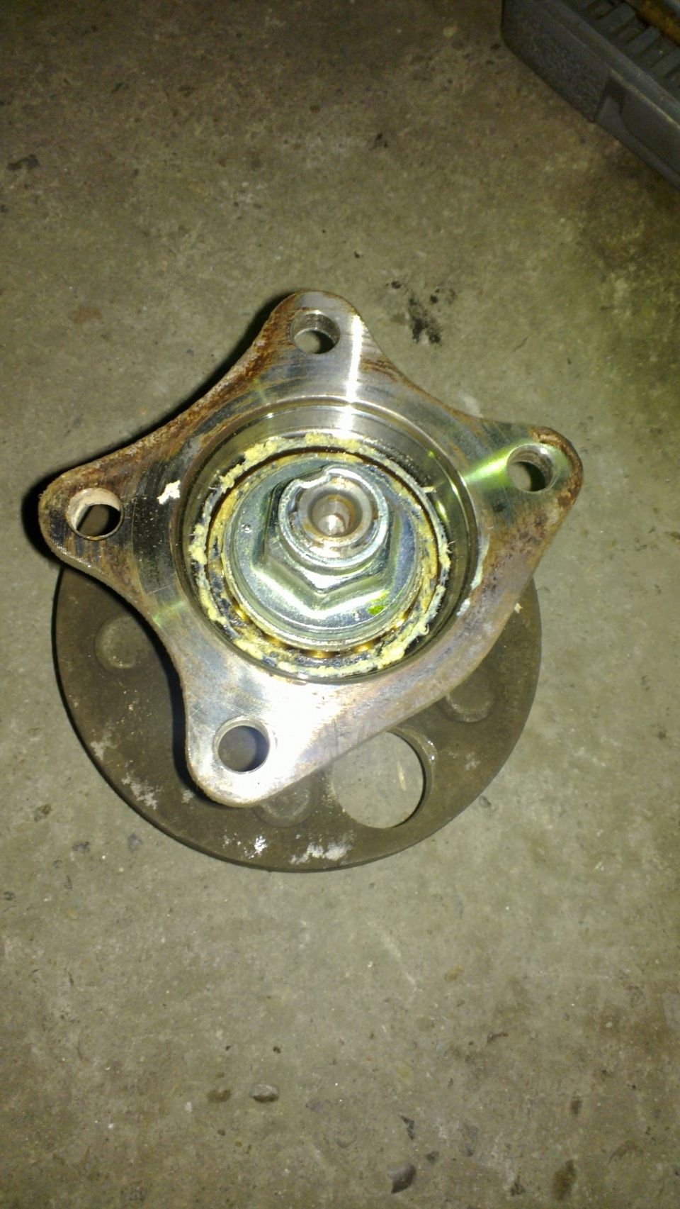 Задняя полуступица! - Nissan Cube I, 1,3 л, 2001 года своими руками DRIVE2