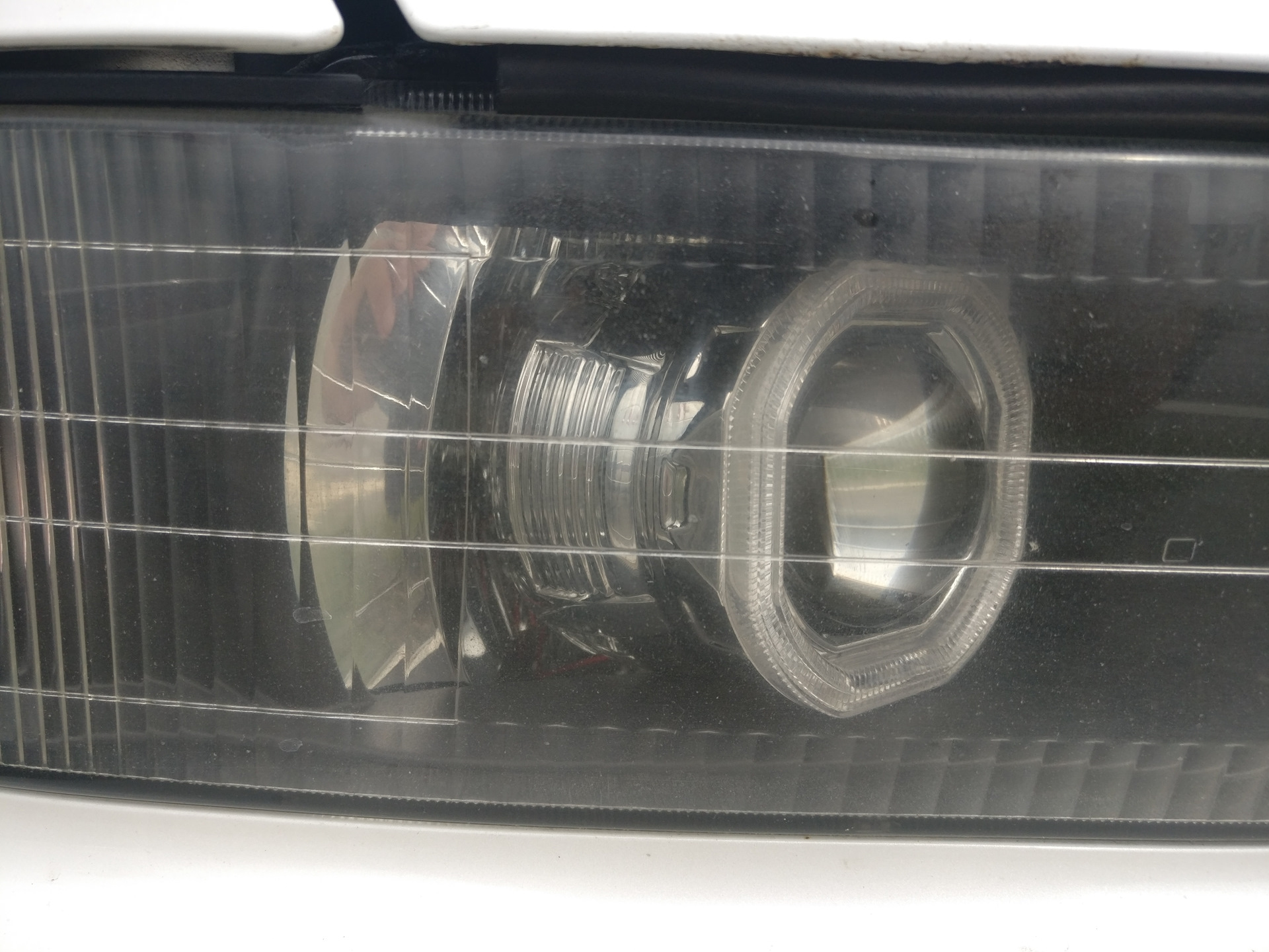 Линзовка фар биксеноновыми линзами. — Mitsubishi Legnum, 2,4 л, 1999 ...