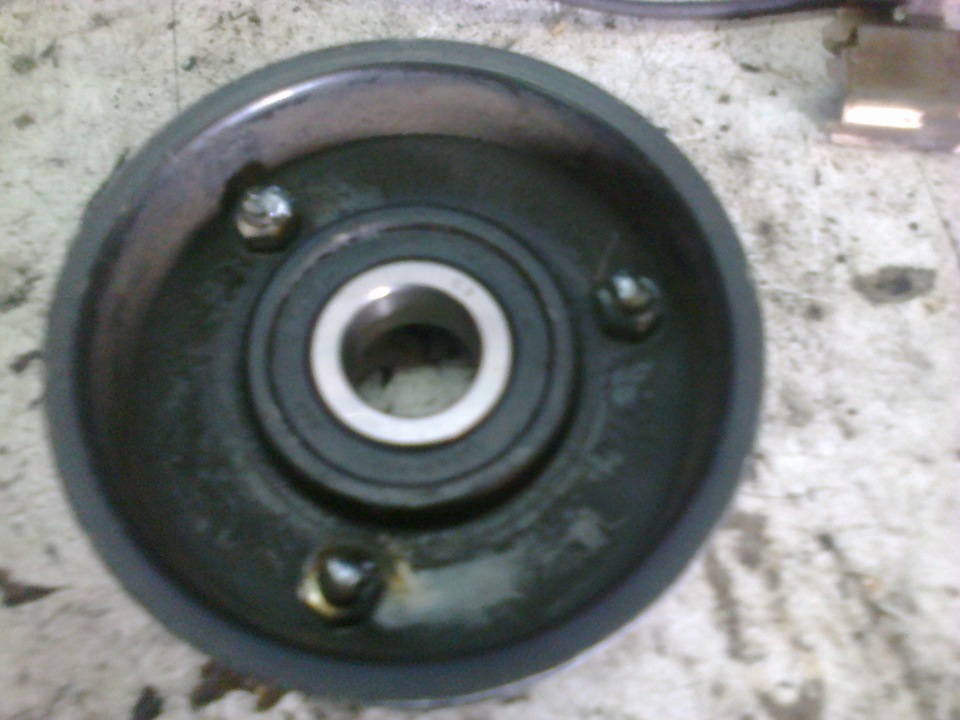 Замена подшипника в натяжном ролике. — Ford Scorpio I, 2 л, 1991 года ...