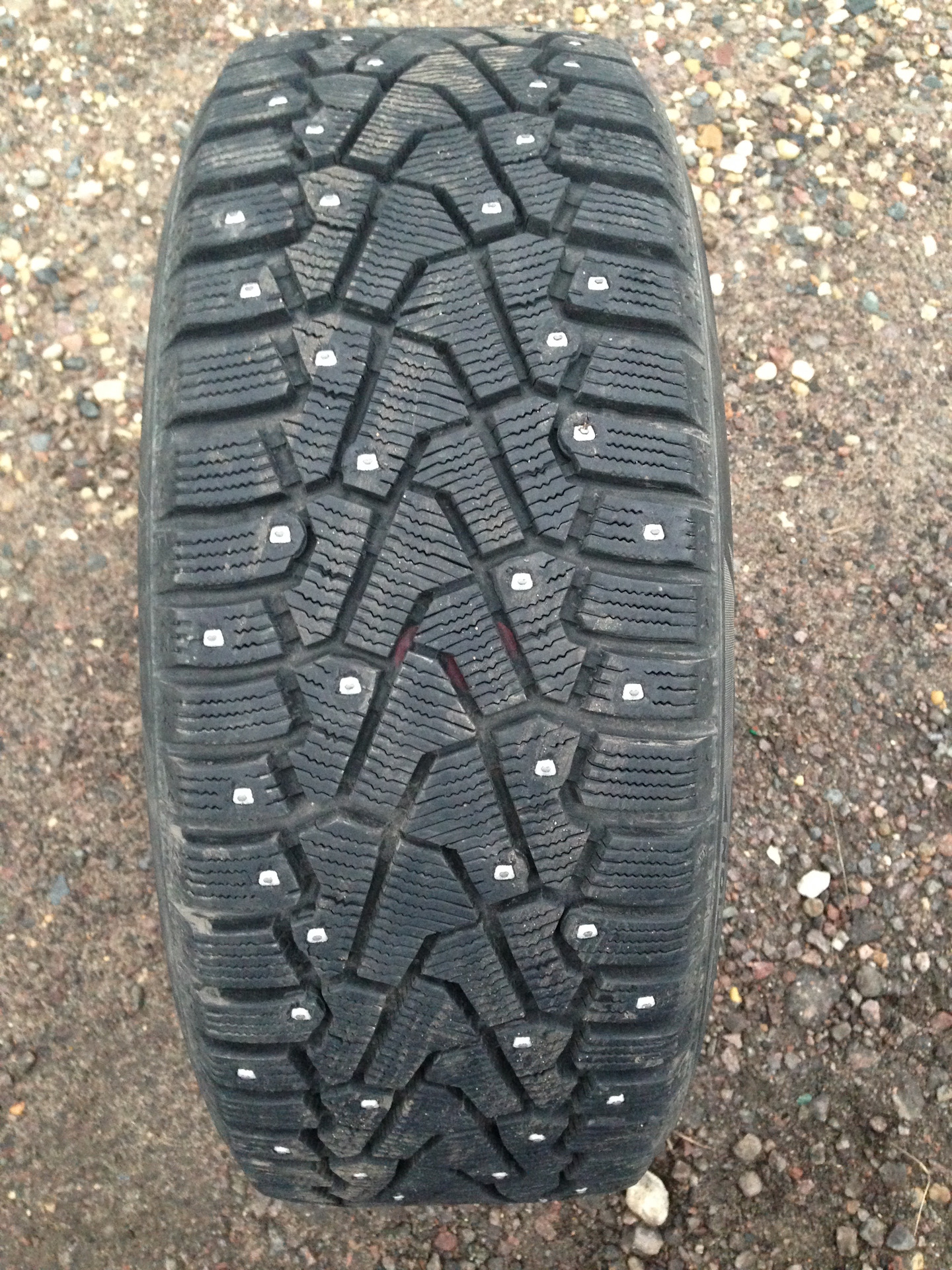 Зима/шипы 215/50 R17 на штатных дисках лексус шириной 8j. — Lexus IS II ...