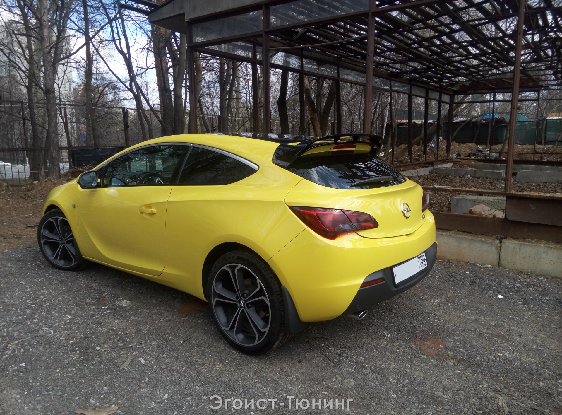 Astra GTC спойлер