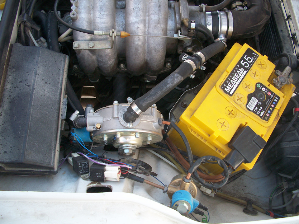 Газ на авто (ГБО) на ВАЗ 2106 (4 цилиндра) система ГБО - Digitronic