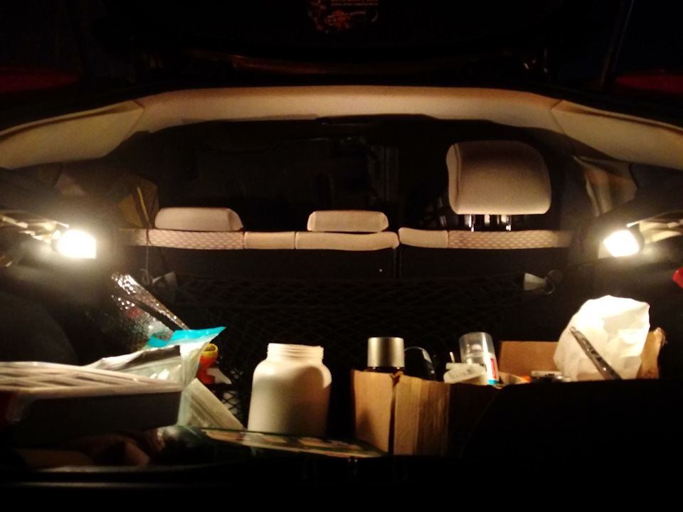 Свет в багажник — Citroen C4 (1G), 2 л, 2005 года | аксессуары | DRIVE2