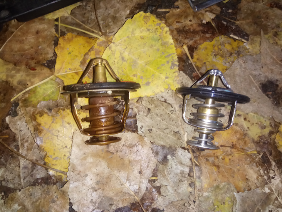 Нет давления в системе охлаждения и печка дует еле теплым — Mitsubishi ...