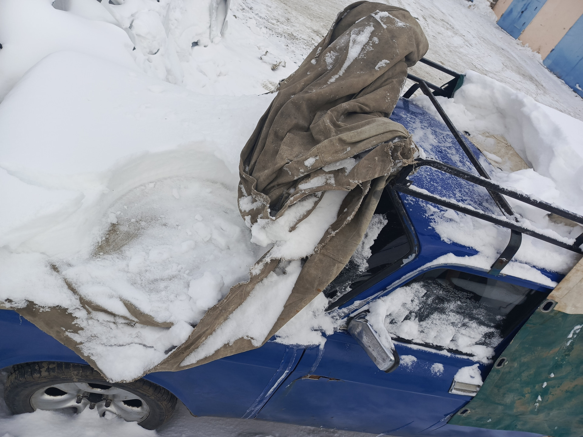 100 зимних наклеек (голубая). 100 зим. 100 зим. Сто лет сто зим. 100 зим.