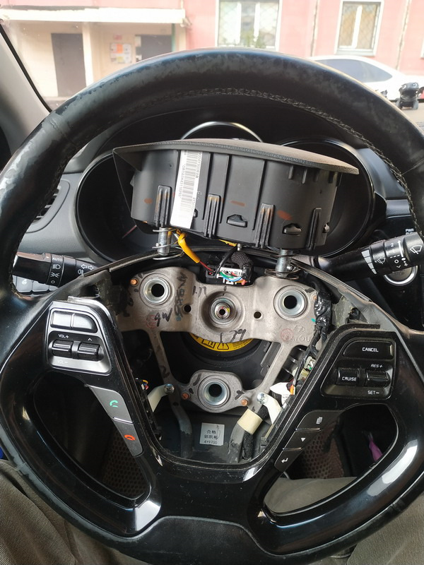 118. Замена обшивки руля — KIA Rio (3G), 1,6 л, 2017 года | аксессуары ...