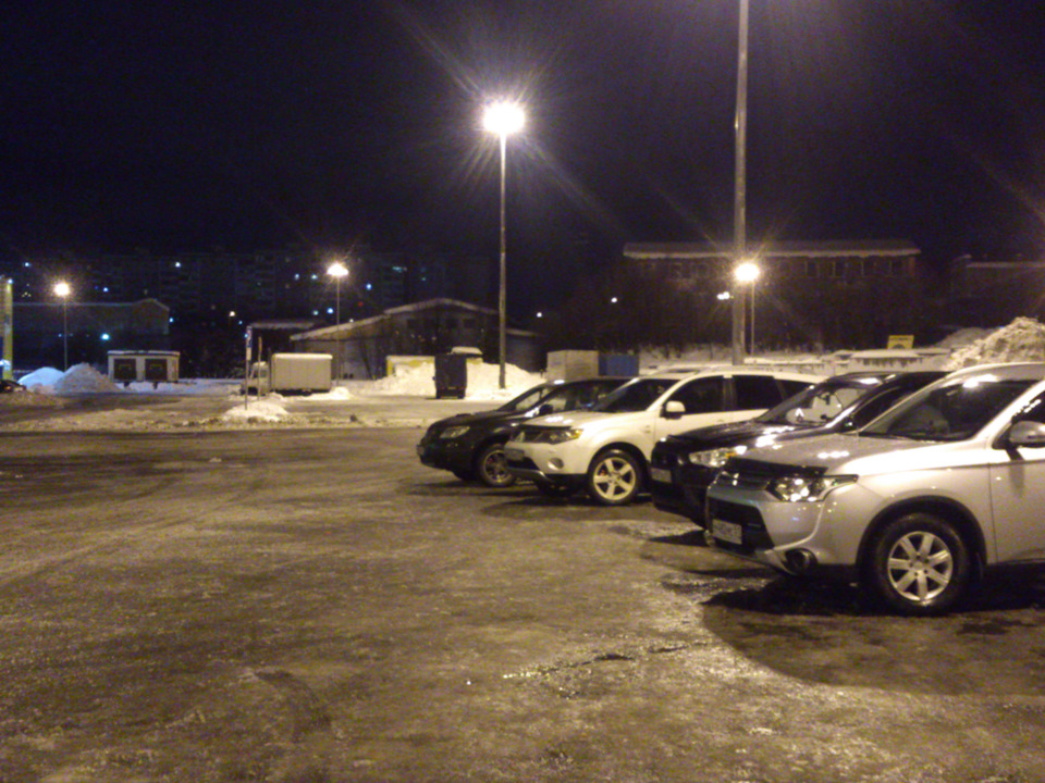 Приезд Дмитрия "Ёжика" в Мурманск — Mitsubishi Outlander (1G), 2 л ...