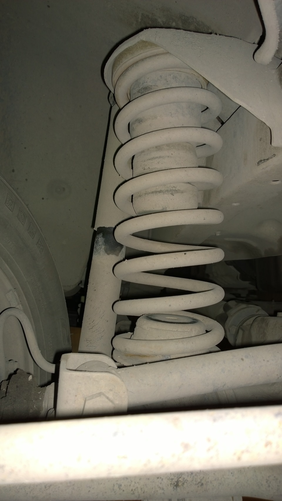 22318 Замена амортизаторов, прокладки поддона двигателя, протяжка ...