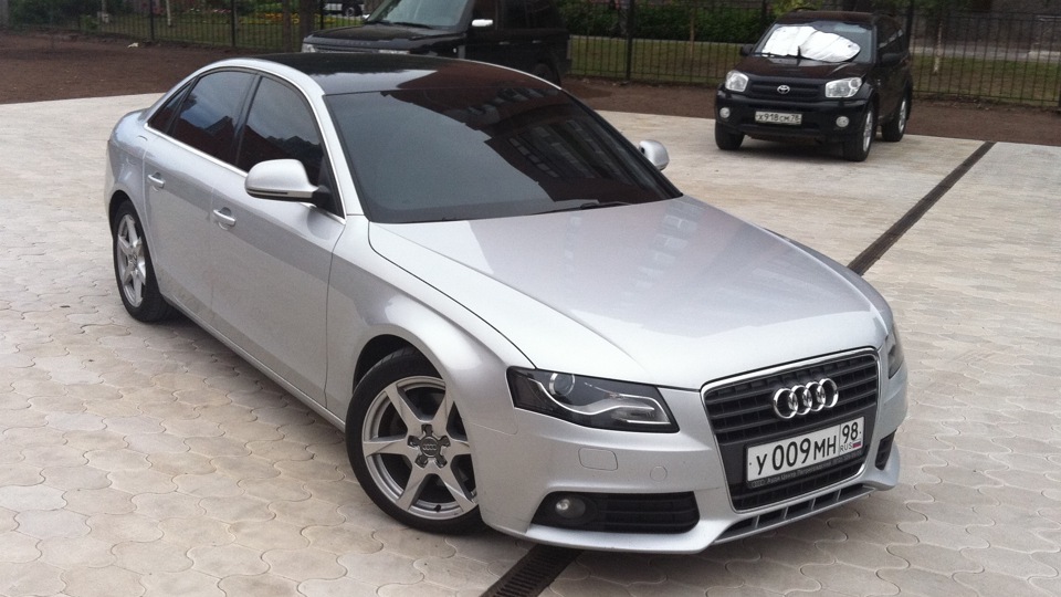Ауди а4 б8 вася. Ауди а8 белая с чёрной крышей. Audi a4 b8 белая. Ауди а4 белая. Ауди а4 б8 седан.