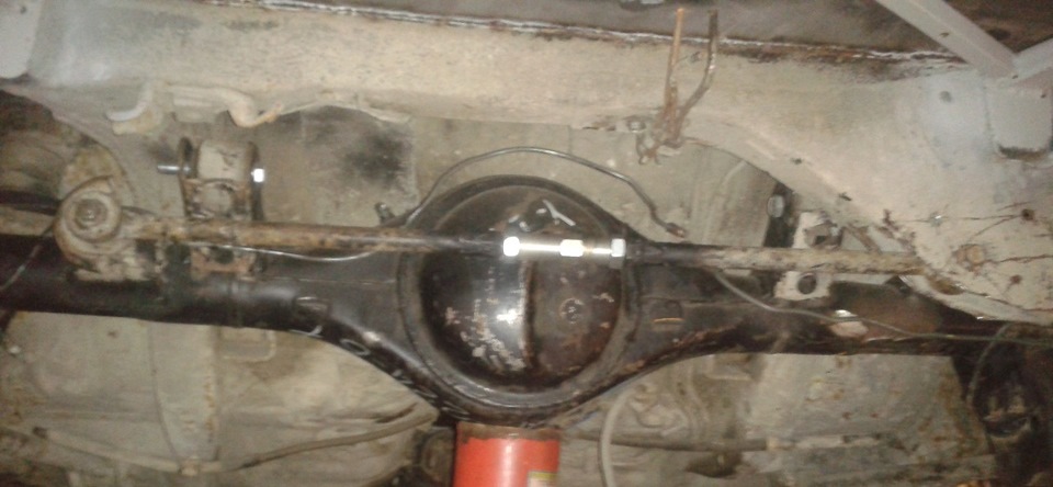 Тойота 105 задний мост. Тойота королла задний мост. Задняя балка тойота королла 150. Задняя балка королла 100. Задняя балка королла 100.