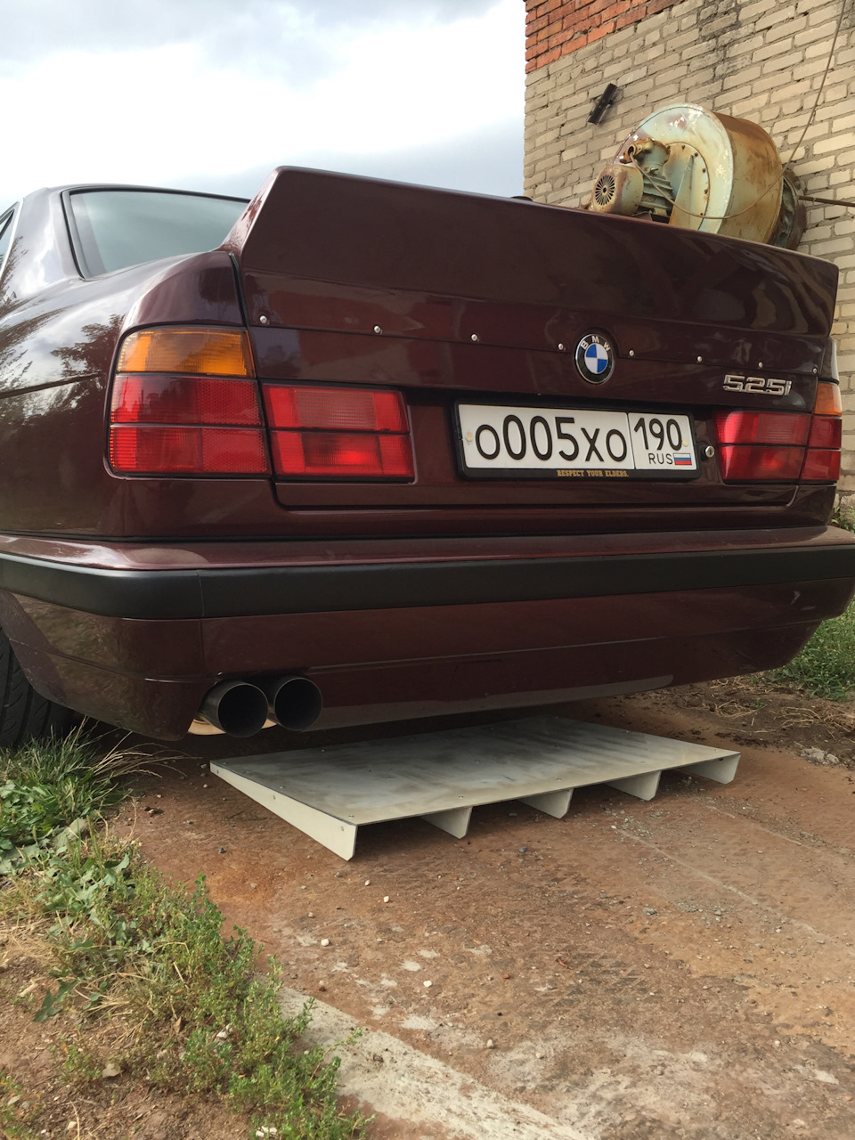 Диффузор на задний бампер своими руками — BMW 5 series (E34), 2,5 л, 1994  года | стайлинг | DRIVE2