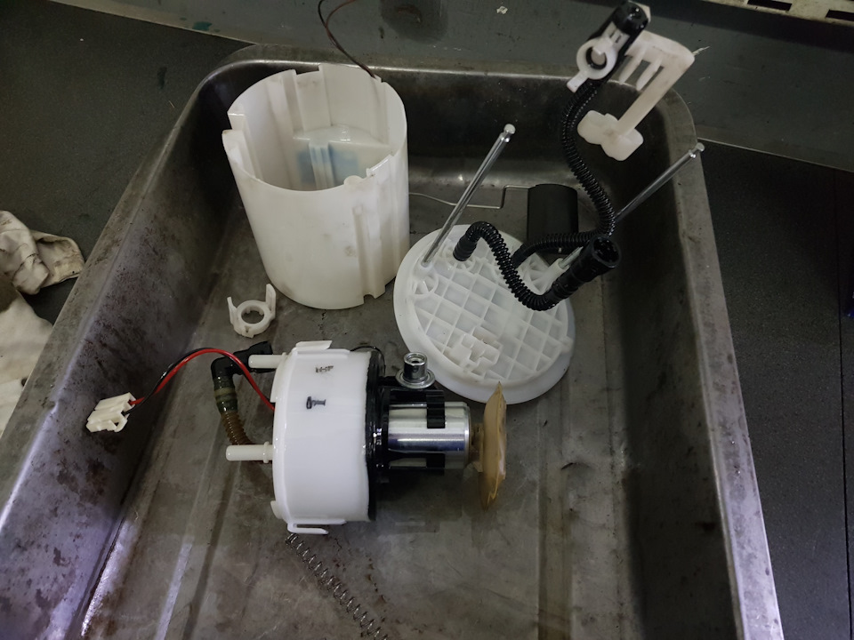 Разабрали… — KIA Sorento (2G)