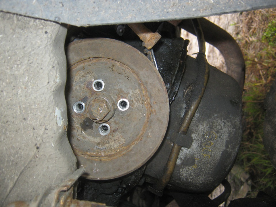 Снятие помпы и ремня ГРМ — Volkswagen Golf Mk2, 1,3 л, 1987 года ...