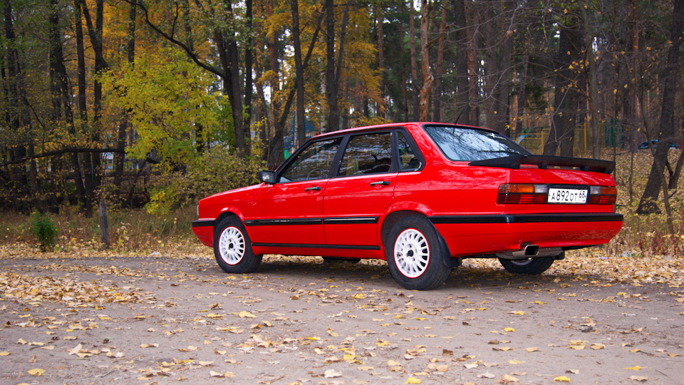 audi 80 b2 quattro задний бампер audi 80 b2 quattro задний бампер