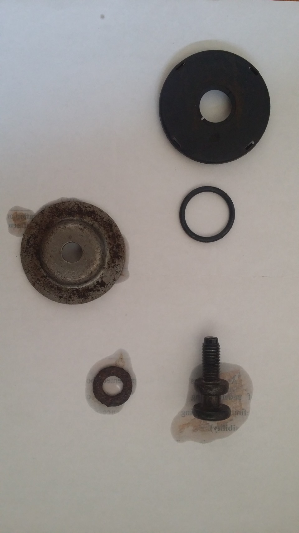 подскажите чем лучше смазать крепежы (грибки) сидений — Volkswagen ...