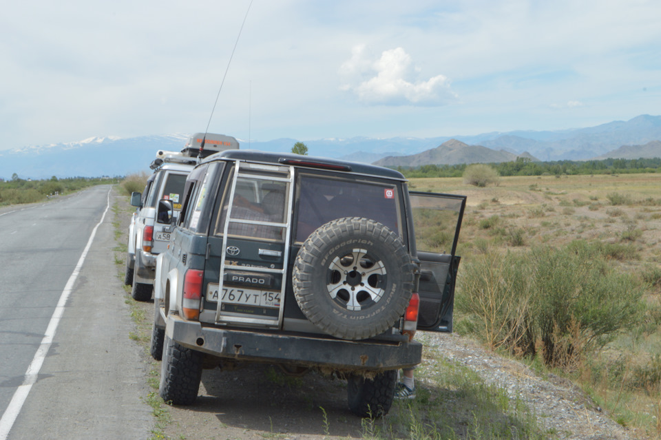 Фото в бортжурнале Toyota Hilux Surf (2G)