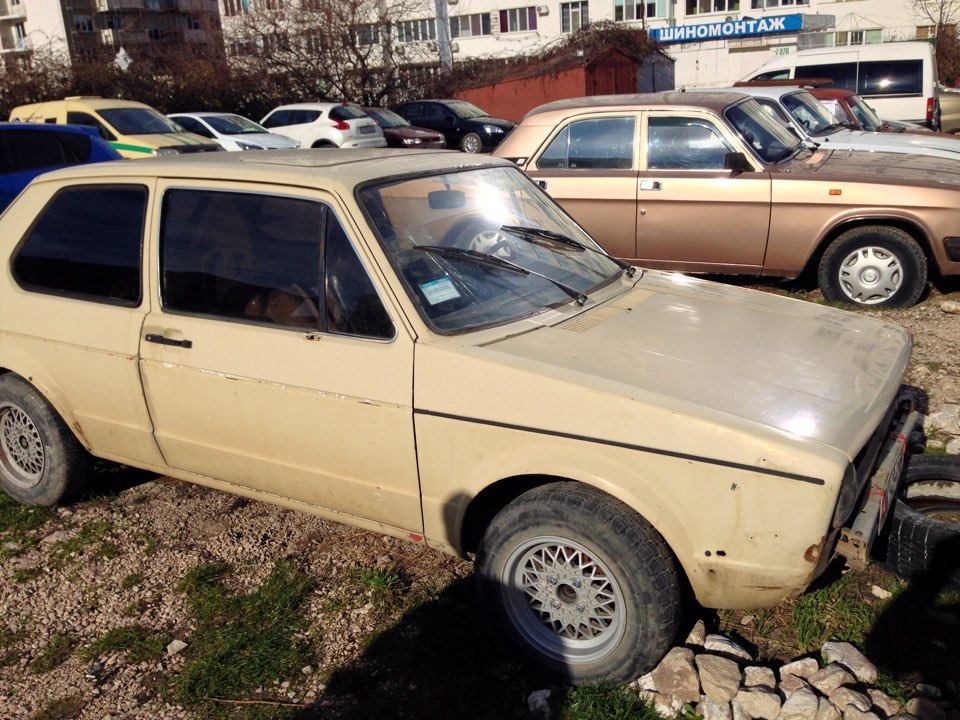 Новые впечатления — Volkswagen Golf Mk1, 1976 года | наблюдение | DRIVE2
