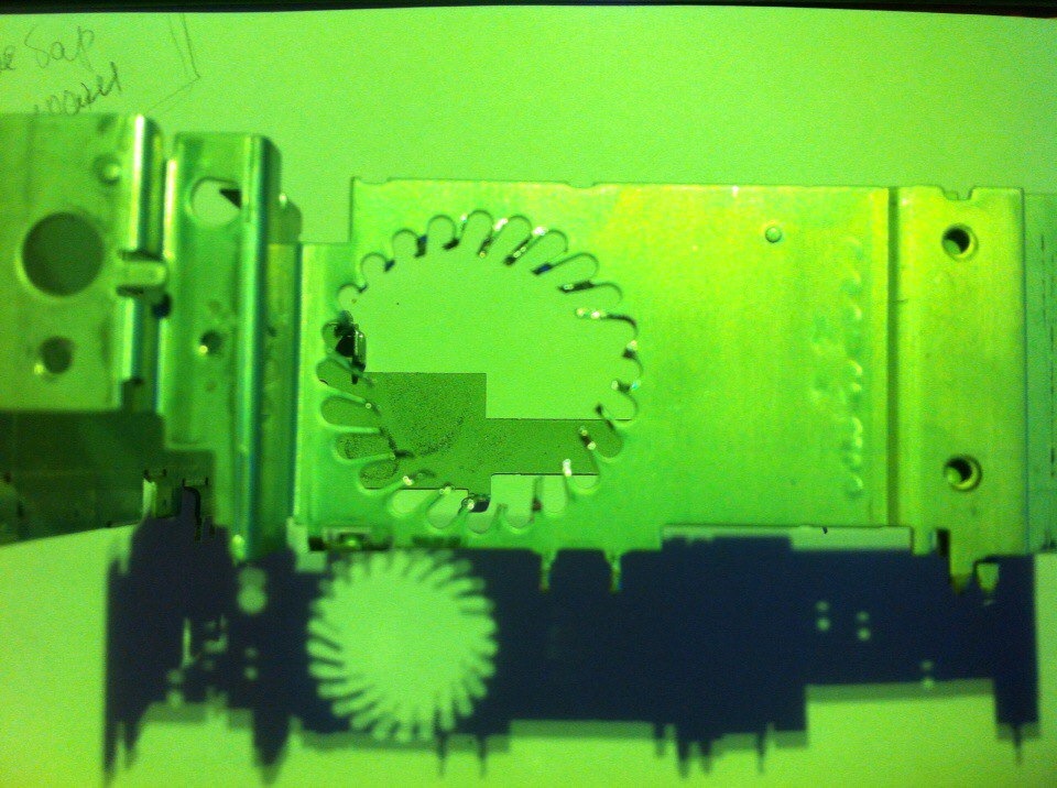 Протяжка проводов усилителя, вывод линейного сигнала с магнитоллы ...