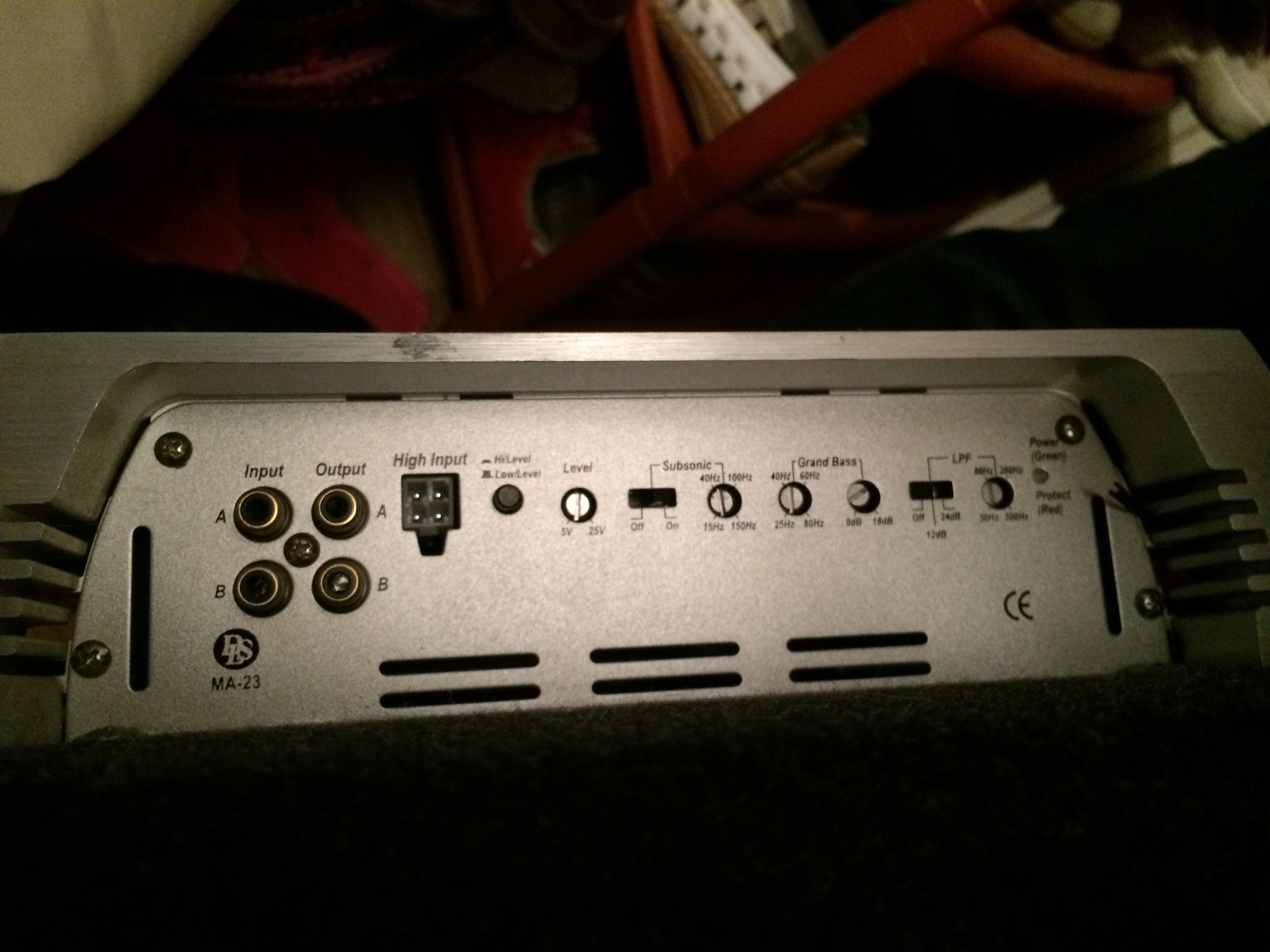 Усилитель dls 2 100w. Штекер hi-input 5 pin. Hi input spl 6 pin. Dls ma41 high input. Линейный сигнал для активного сабвуфера.