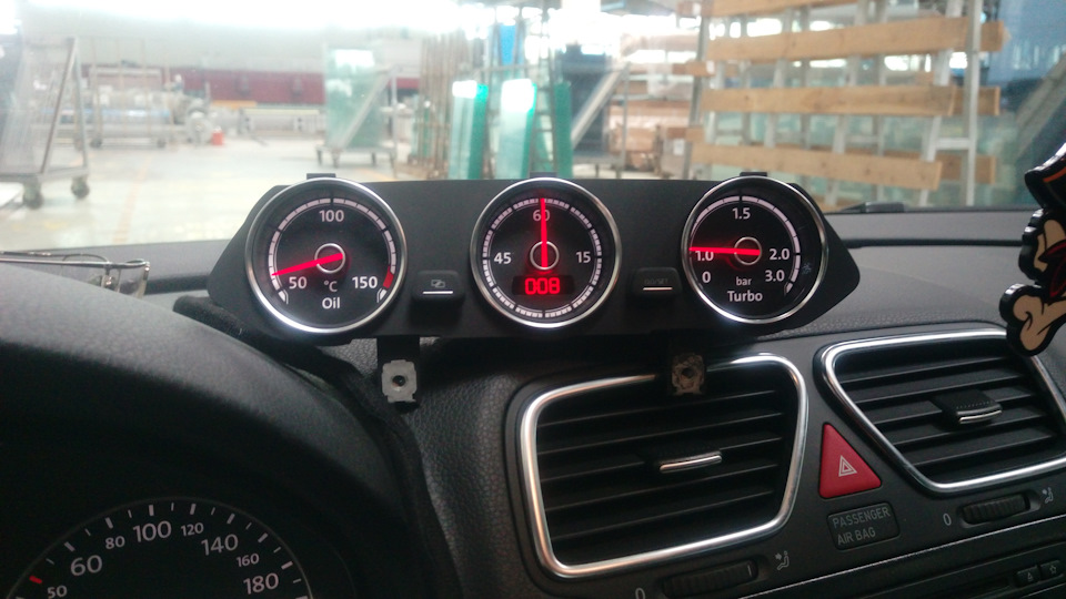Фото в бортжурнале Volkswagen Scirocco (3G). Запчасти на фото: 6080100