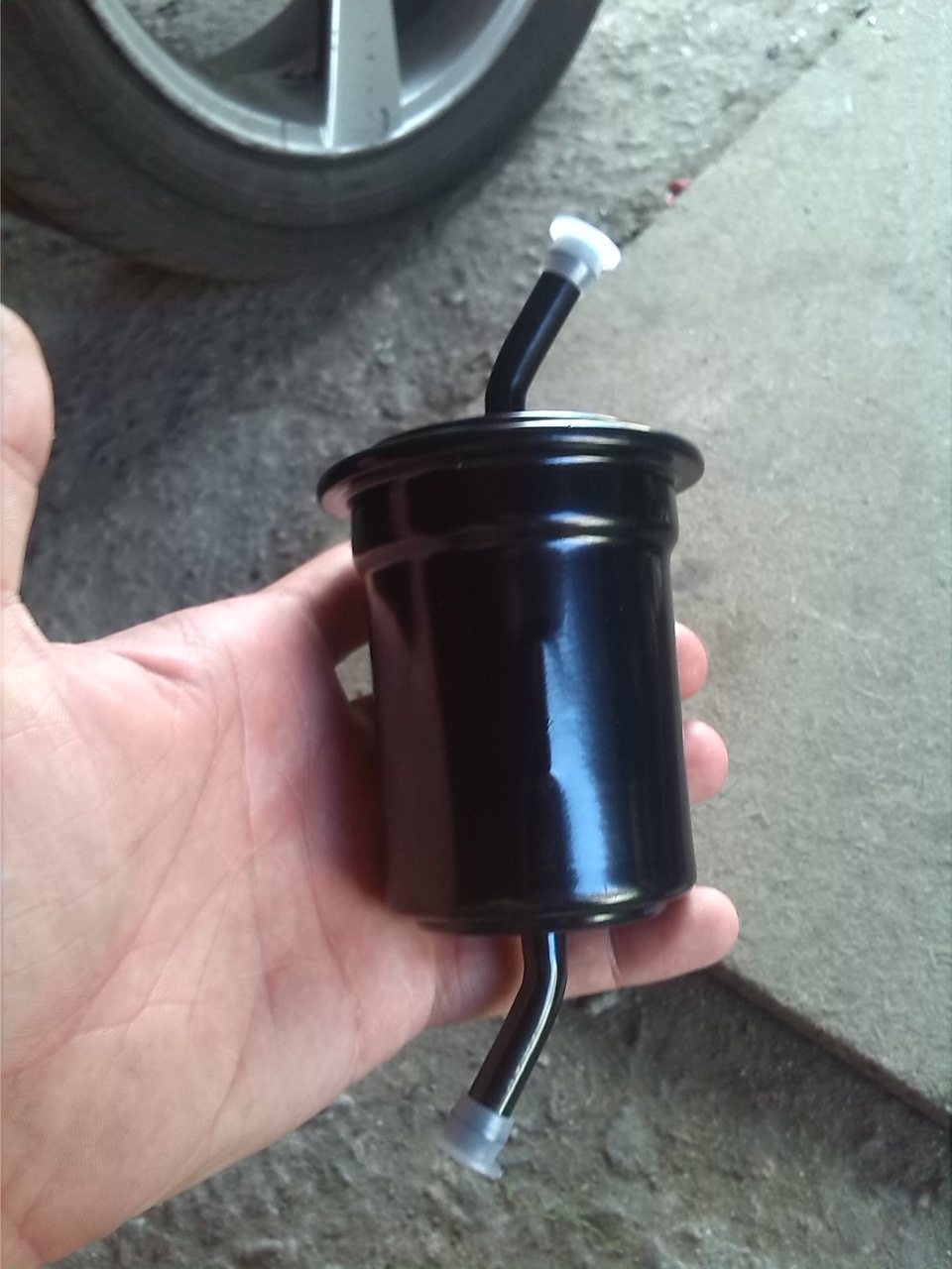 Поменял сетку на бензонасосе и фильтр — Mazda 323 IV, 1,8 л, 1991 года ...