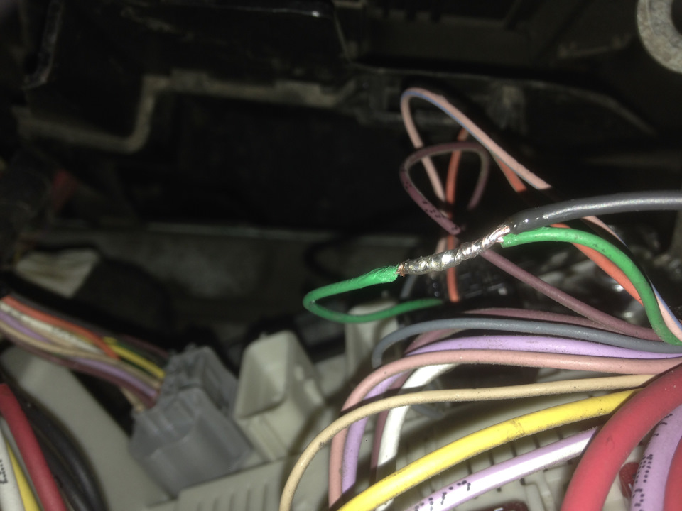 ДХО дальний в полнакала — Renault Kangoo (2013), 1,6 л, 2014 года ...