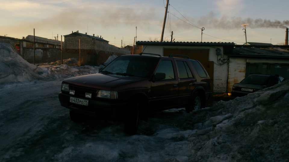 20 лет а детали не меняются О_о — Opel Frontera A, 2,3 л, 1992 года ...