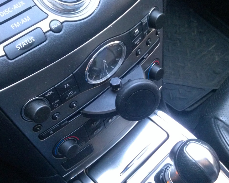 [#2] На чем у вас держится телефон? — Infiniti G25, 2,5 л, 2011 года ...