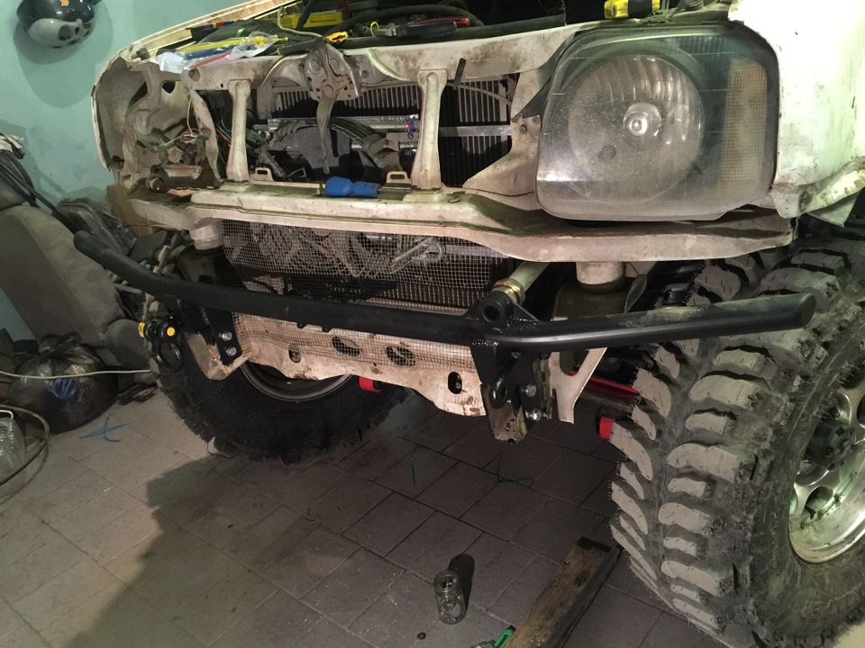 Новый передний бампер — Suzuki Jimny (1G)